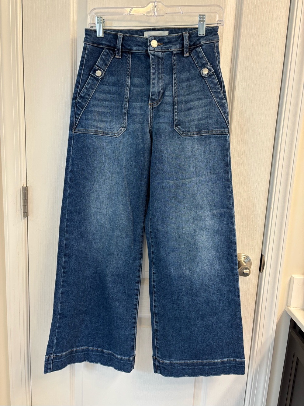Risen Wide-Leg Ankle-Length Jeans, Size 5/27